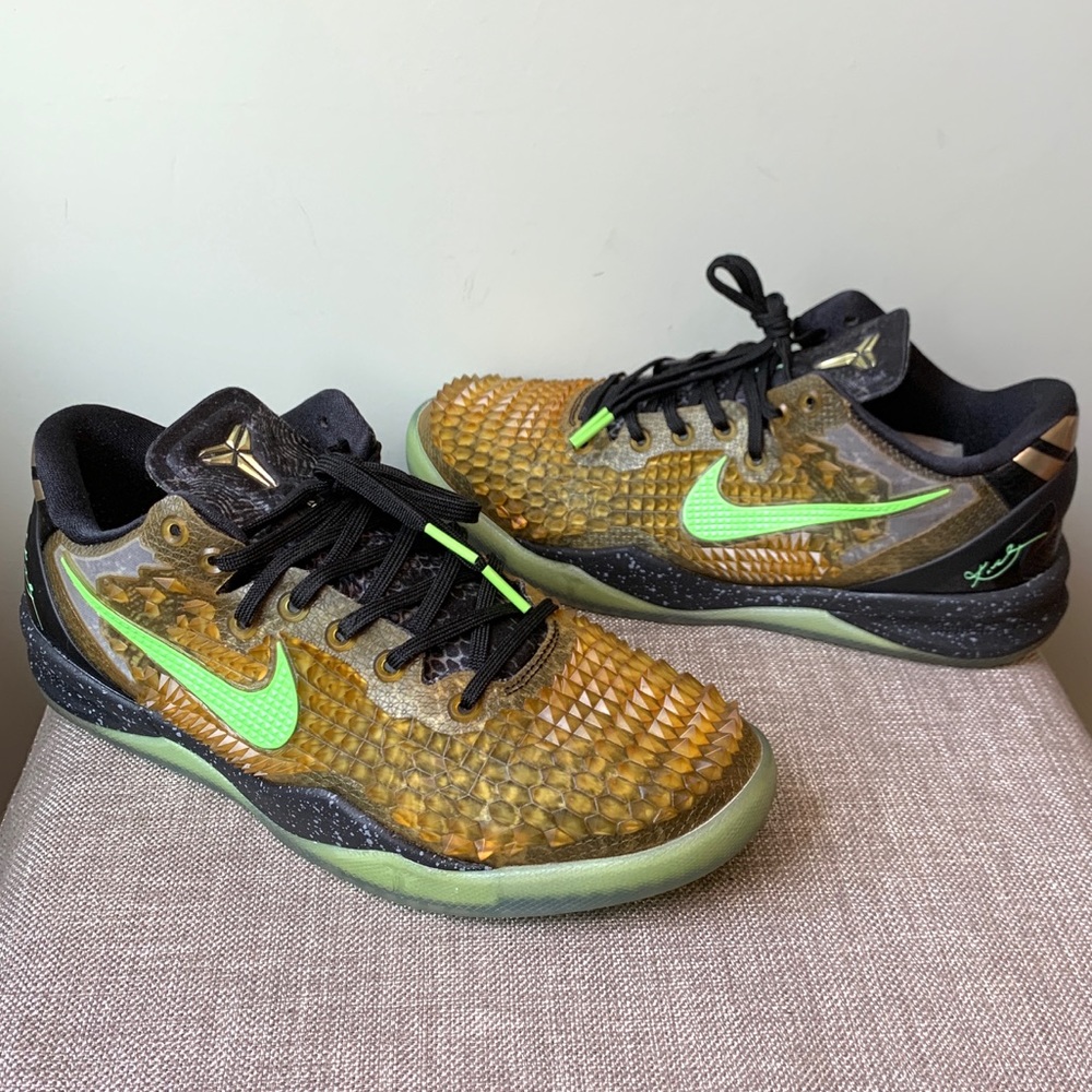 Kobe 8 GS ‘Christmas Snakeskin’